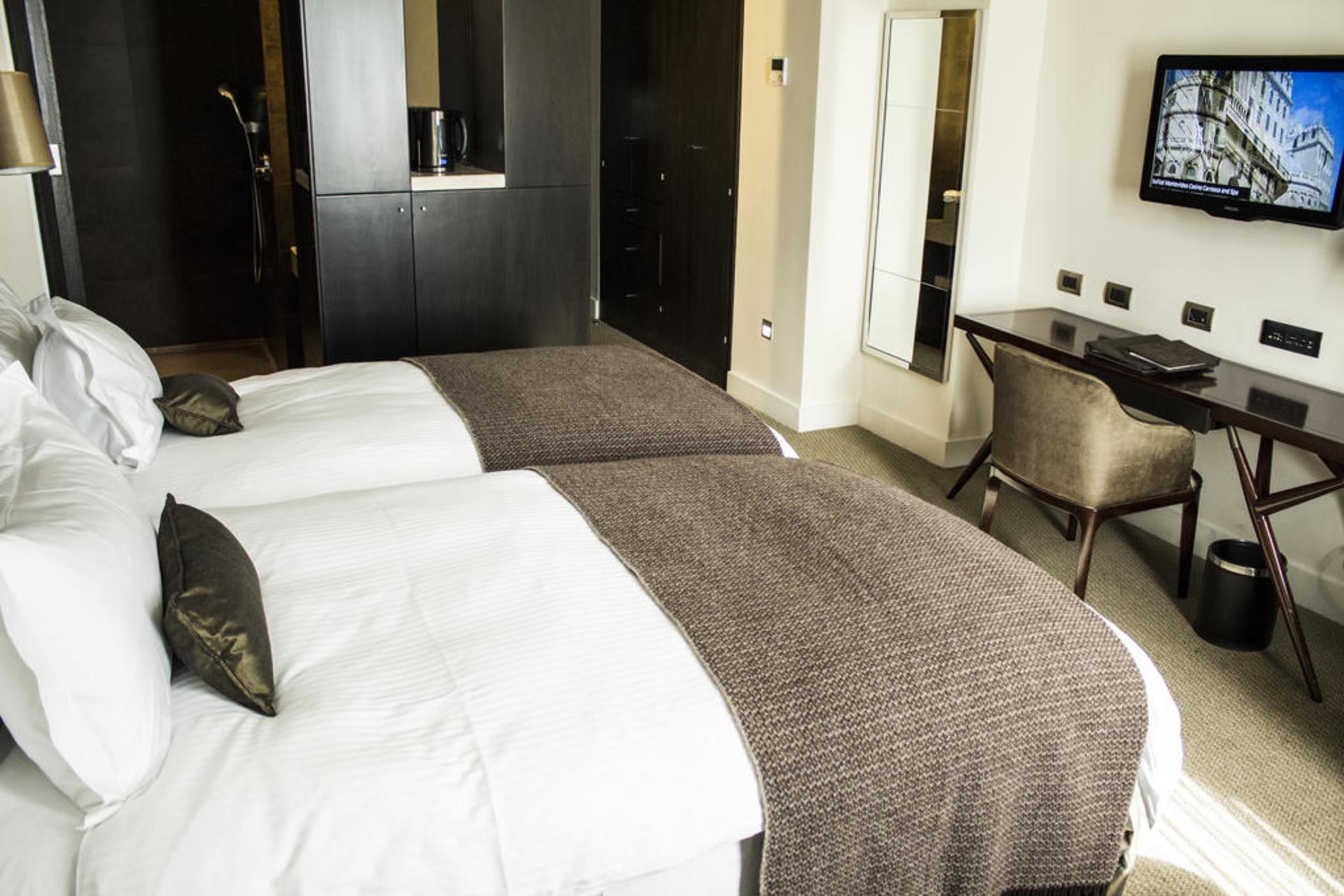 Sofitel Casino Carrasco & 5*