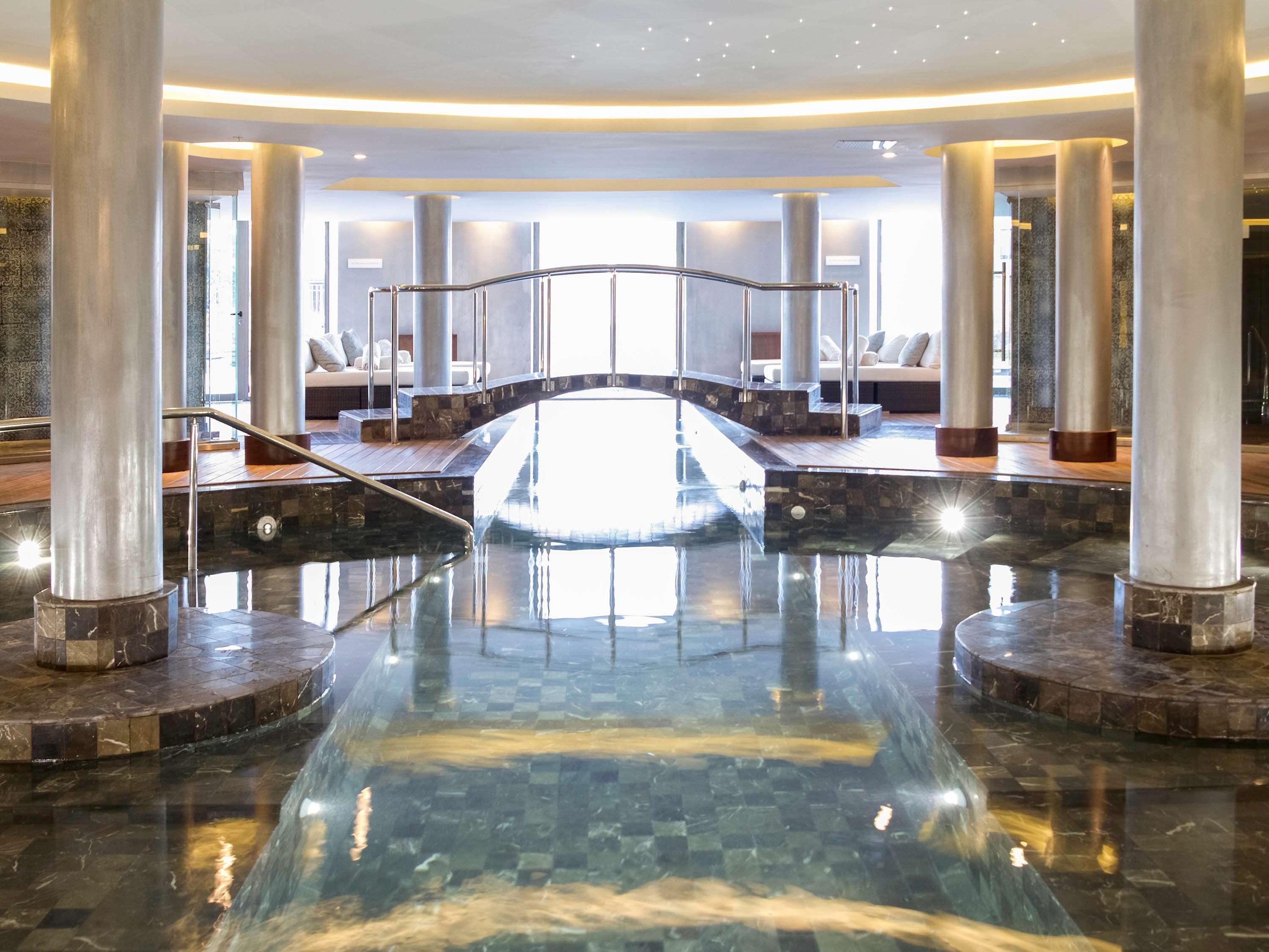 Sofitel Casino Carrasco & 5*